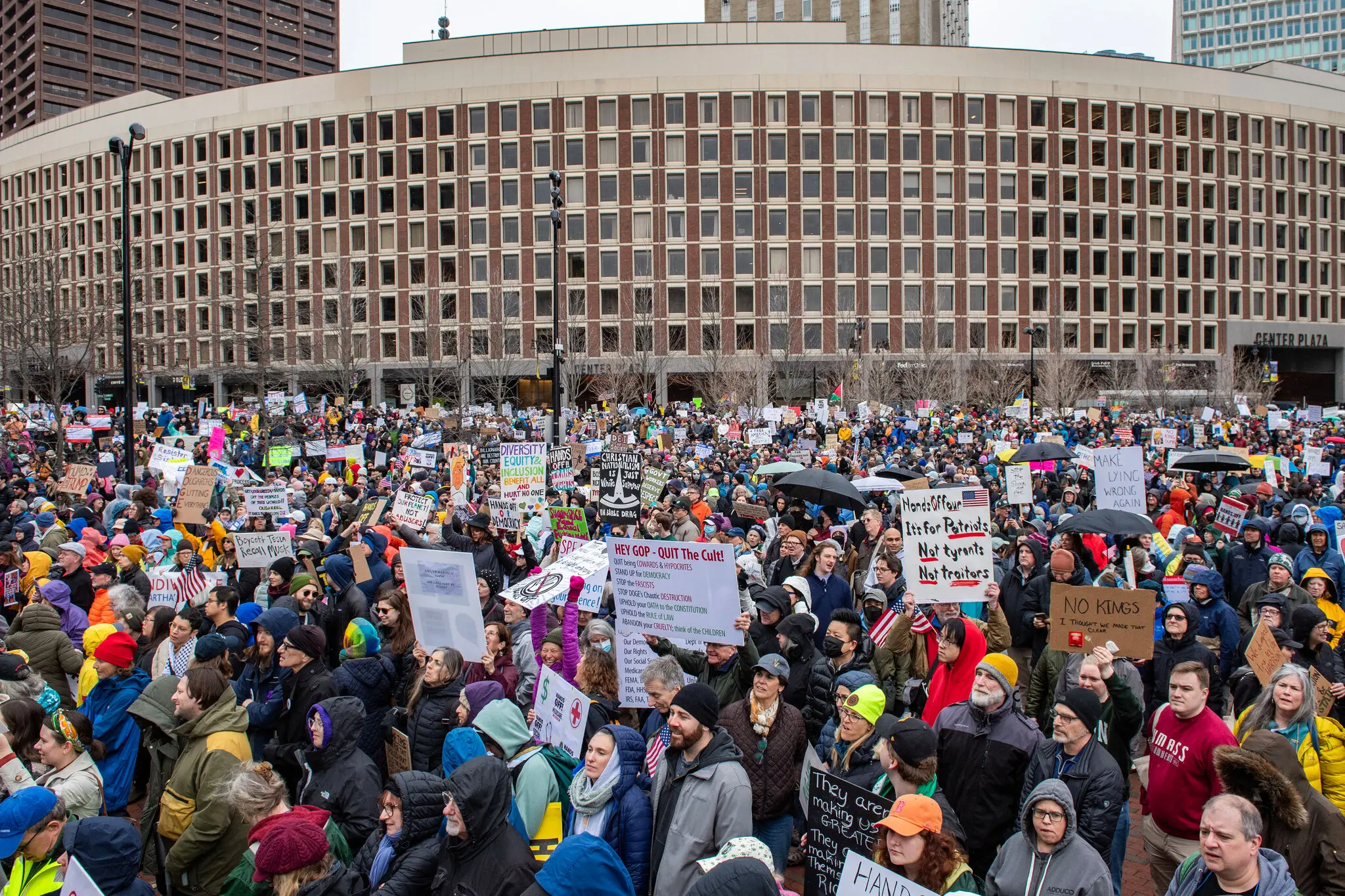 Демонстранти в Бостоні.